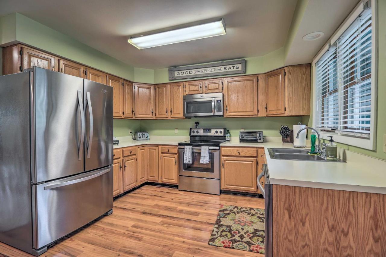 Lake Placid Gem With Patio And Views Less Than 1 Mi To Beach! 外观 照片
