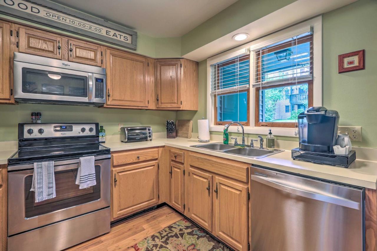 Lake Placid Gem With Patio And Views Less Than 1 Mi To Beach! 外观 照片
