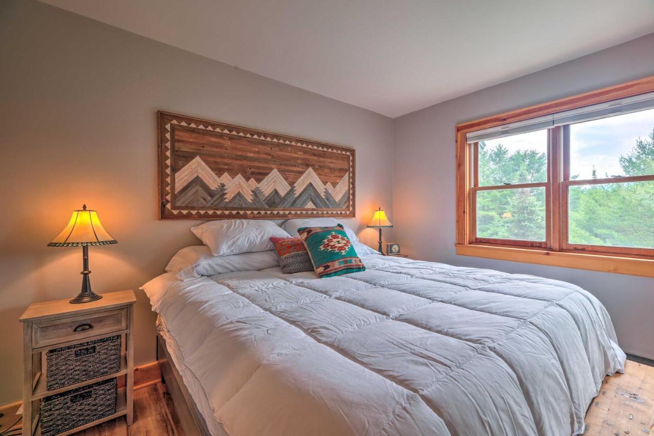 Lake Placid Gem With Patio And Views Less Than 1 Mi To Beach! 外观 照片